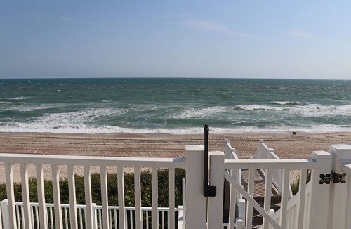 Emerald Isle House | Oceanfront 5BR Escape with Private Pool & Boardwalk