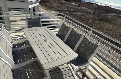 South End House | Oceanfront 6 bedroom 4 Bathroom Townhouse with Spectacular Views!