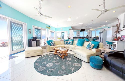 Loveladies House | Oceanfront 7+BR, 3rd fl pool, roof top hot tub.