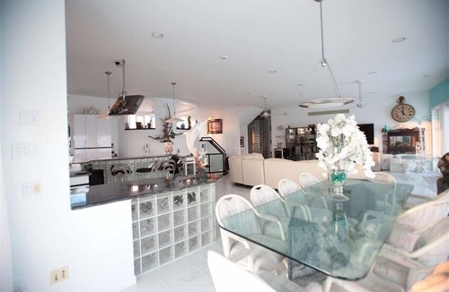 Loveladies House | Oceanfront 7+BR, 3rd fl pool, roof top hot tub.