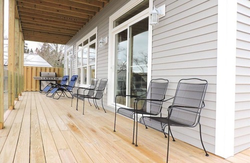 Seawall Condo | Oceanfront ADA Compliant Condo - TidePool