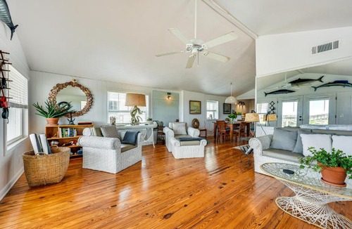 Fernandina Beach House | Oceanfront Amelia Island Cottage: Deck & Boardwalk