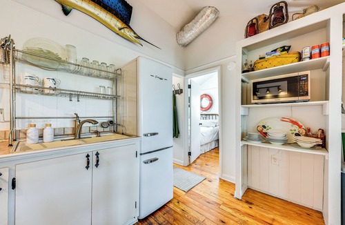Fernandina Beach Cottage | Oceanfront Amelia Island Cottage: Deck & Boardwalk
