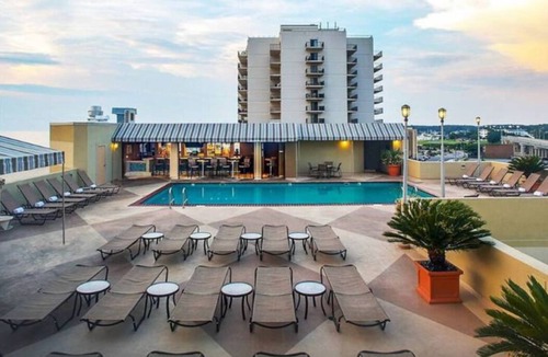 Northeast Virginia Beach Apartment | Oceanfront Apartment - Beach Quarters
