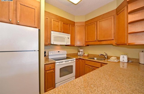 Honokowai Condo | Oceanfront at Ka'anapali Shores. Step right out to the Ocean!