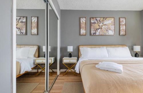 South Patrick Shores Apartment | Oceanfront Beach House, Satellite Beach