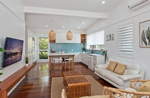 Kingscliff House | OCEANFRONT BEACH HOUSE ON MARINE PARADE