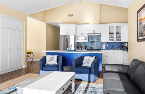 Westside Santa Cruz House | Oceanfront Beach House overlooking the Boardwalk