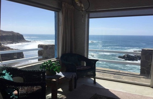 Playas De Tijuana House | Oceanfront, Beautiful view, Romantic, Extra large, Relaxing, Near to Golfing.