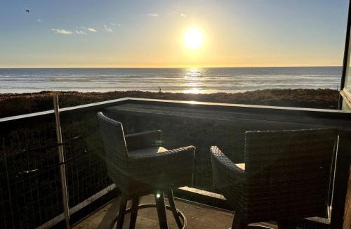 Watsonville House | Oceanfront Bliss at Pelican 7