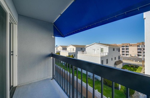 Southend Apartment | Oceanfront Brigantine Condo with Community Pool!
