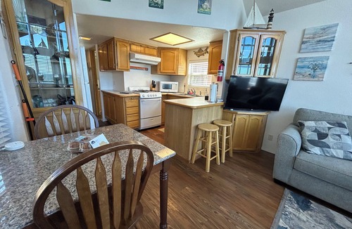 Smith River Cabin | Oceanfront Cabin 9 with Private Jacuzzi & Awesome Views