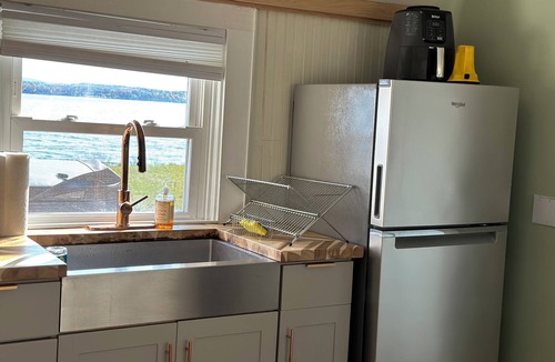 Lamoine Cabin | Oceanfront cabin with private beach and hot tub
