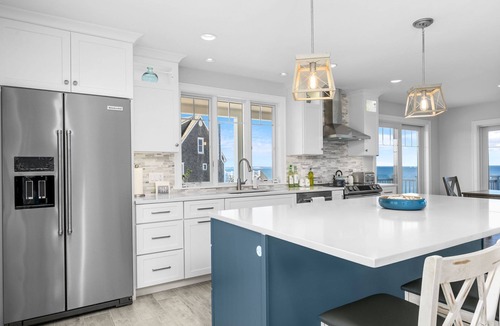 East Sandwich House | Oceanfront Cape Escape with Panoramic Bay Views