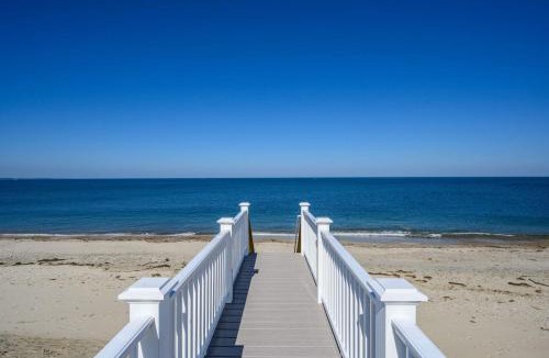 East Sandwich House | Oceanfront Cape Escape with Panoramic Bay Views