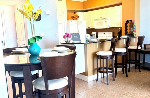El Centro Beach Condo | Oceanfront Condo, King, Bunks, Sleeps 6