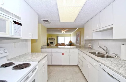 Key Colony Beach Condo | Oceanfront Condo on Beautiful Key Colony Beach