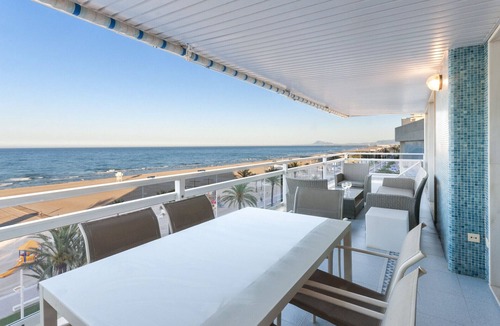 Playa de Gandia Apartment | Oceanfront condos w/breathtaking views. Elegant decoration! - only families