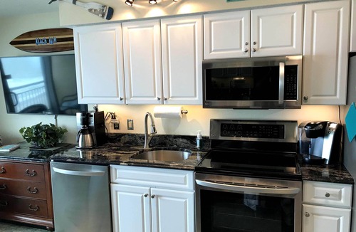 Myrtle Beach Condo | OCEANFRONT CONDO - UNIT #609. All the comforts and coziness of home!