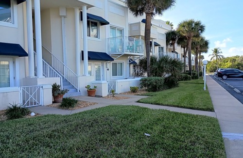 Port Canaveral Condo | Oceanfront Condo with Beach, Heated Pool & Spa