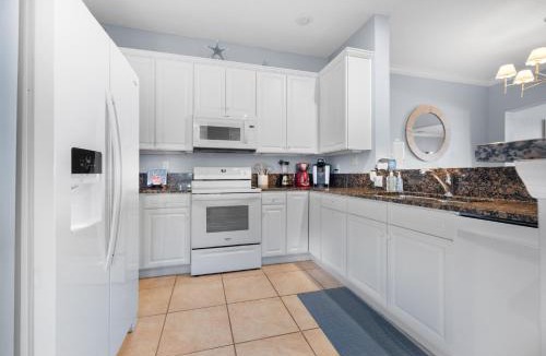 Palm Coast House | Oceanfront Condo with Resort Pools