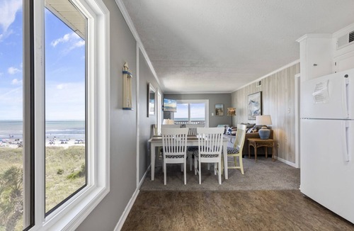 Windy Hill Condo | Oceanfront Corner Unit with Pool & Direct Beach Access