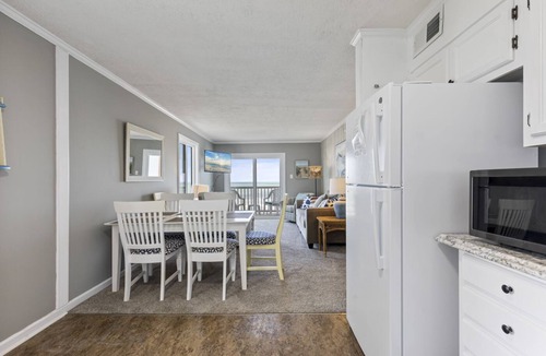 Windy Hill Condo | Oceanfront Corner Unit with Pool & Direct Beach Access