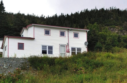 Cape Broyle Cottage | Oceanfront cottage -Irish Loop