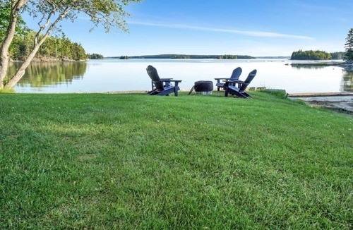 Milbridge Cottage | Oceanfront Cottage Firepit + Beach Near Acadia & Bar Harbor
