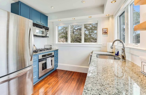 Gloucester House | Oceanfront Dock Escape ~ Kayaks & Paddleboards