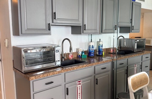 Galt Mile Apartment | Oceanfront Efficiency Escape
