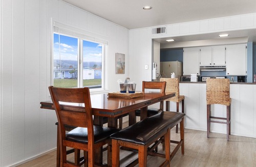 San Simeon Condo | Oceanfront Escape: 4 BR, 3 BA Condominium in San Simeon, Sleeps 10