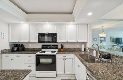 Indian Shores Condo | Oceanfront Escape at Sand Castle!