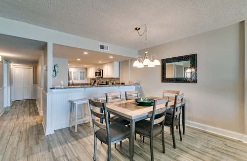 Myrtle Beach Condo | 🌊Oceanfront | Great Views | Awesome Amenities | Carolina Dunes 606🌊