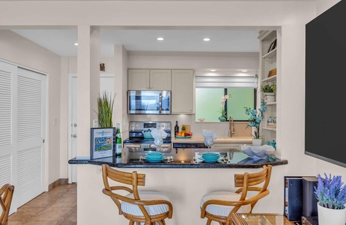 Maalaea Condo | Oceanfront Ground Level 1BR Plantation Style