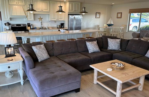 Fort Bragg House | Oceanfront Haven - Hot Tub & Private Beach Access