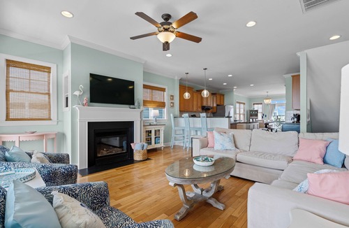 North Carolina Coast House | OCEANFRONT, Heated Pool, Elevator, Linens Provided, Clean, Safe, Near Boardwalk