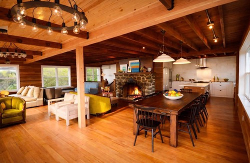 Neahkahnie Beach House | Oceanfront Historic Reed House | Gather, Unwind, Front Row to the Beach
