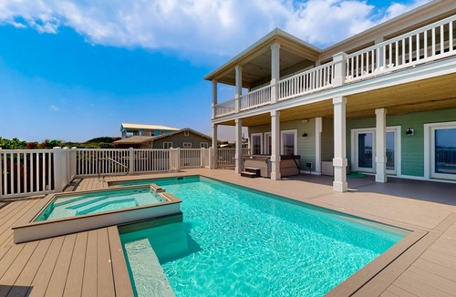 Pine Knoll Shores House | Oceanfront home with direct beach access and movie room