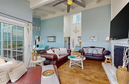 Fort Bragg House | Oceanfront Home-Beach access Guest House Hot Tub