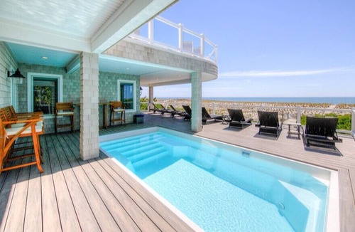South Beach Haven House | Oceanfront Home Complete With Every Amenity ~ Tesla Charger