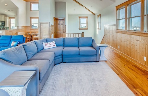 Waves House | Oceanfront Home in Waves, NC