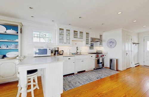 Ocean Point House | Oceanfront home incredible ocean views, deck & location