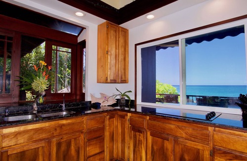 Honaunau-Napoopoo House | Oceanfront Home - Kealakekua Bay