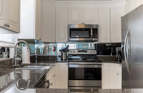 Chic's Beach Condo | Oceanfront Home at Chic’s Beach Amazing Views