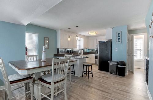 Chic's Beach Condo | Oceanfront Home at Chic’s Beach Amazing Views