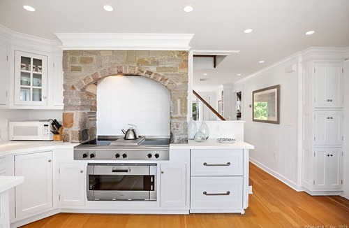 Groton Long Point House | Oceanfront home with private dock & large yardnn