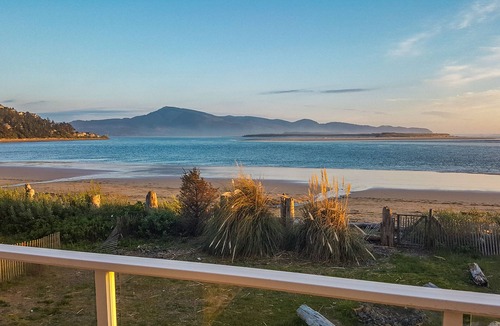 Happy Camp Hideaway House | Oceanfront home with private yard!