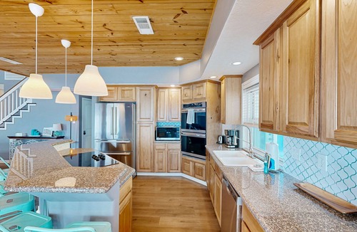 Gilchrist House | Oceanfront home with deck, gazebo & private balcony - dogs OK on the beach
