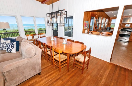 Southern Shores House | OCEANFRONT, Hot Tub, Private Beach Access, SS9, Aries
